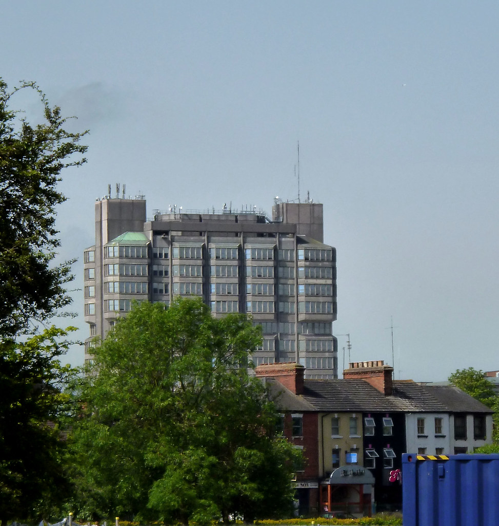 County Offices, Aylesbury Architects; Bucks County Council… Flickr