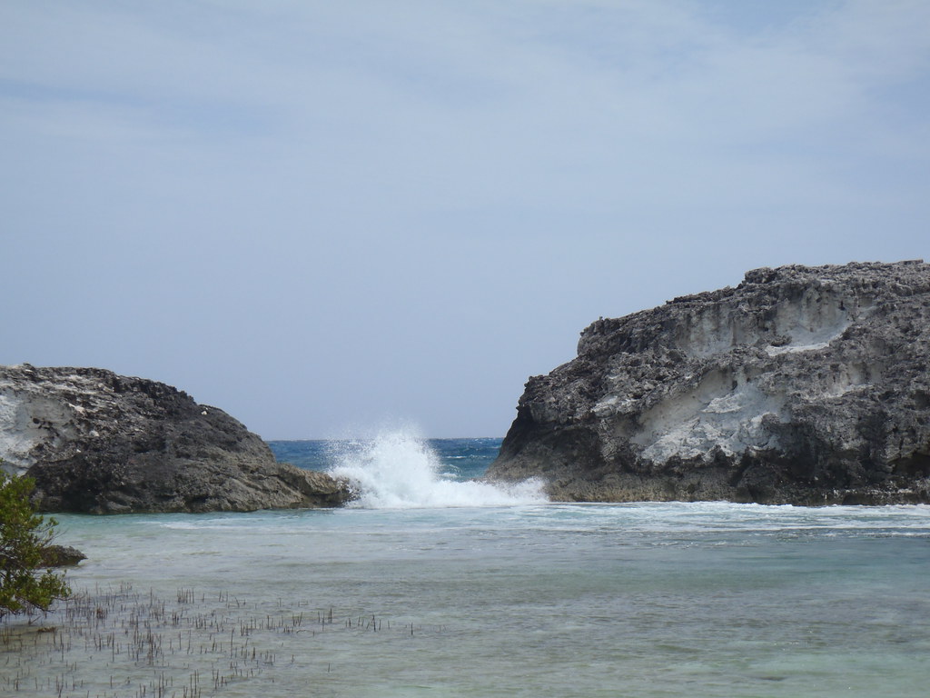 08.2012 Vorobek Bahamas Rachel's Bubble Bath, Compass Ca… Flickr