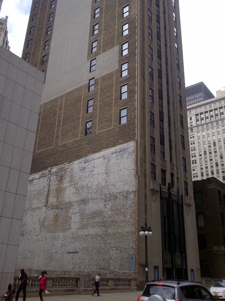 Former Chicago Motor Club/AAA Headquarters This small Art … Flickr