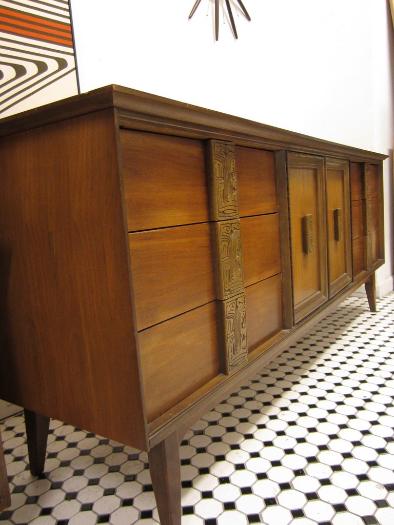 Mid Century Bassett Furniture Solid Wood 9 Drawer Credenza… Flickr