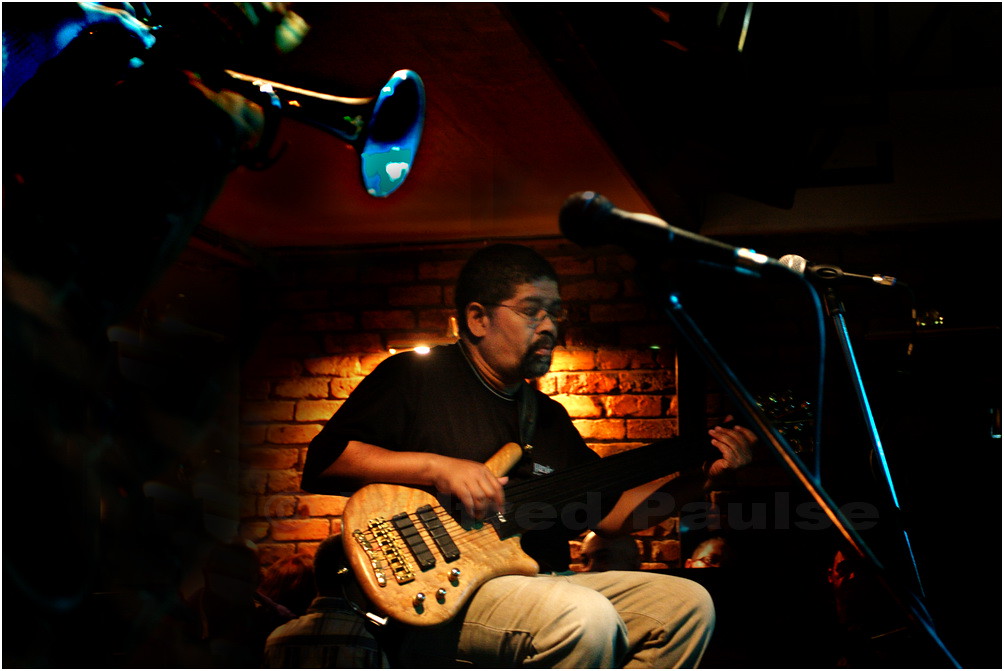 IMG_5862 Alistair Andrews South African Bass Guitarist Pla… Flickr