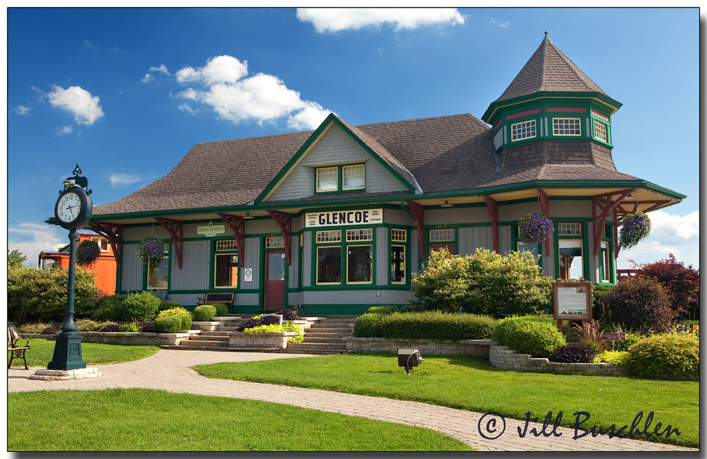 Glencoe Train Station Took a ride a while ago with my brot… Flickr