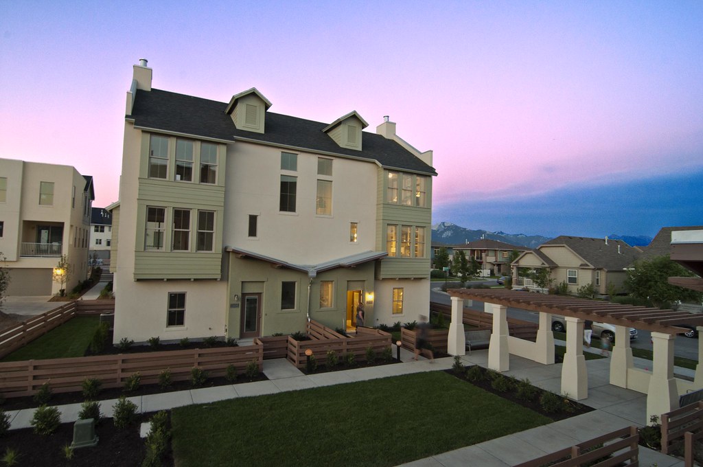 Sego Homes Urban Townhomes These are down in South Statio… Flickr