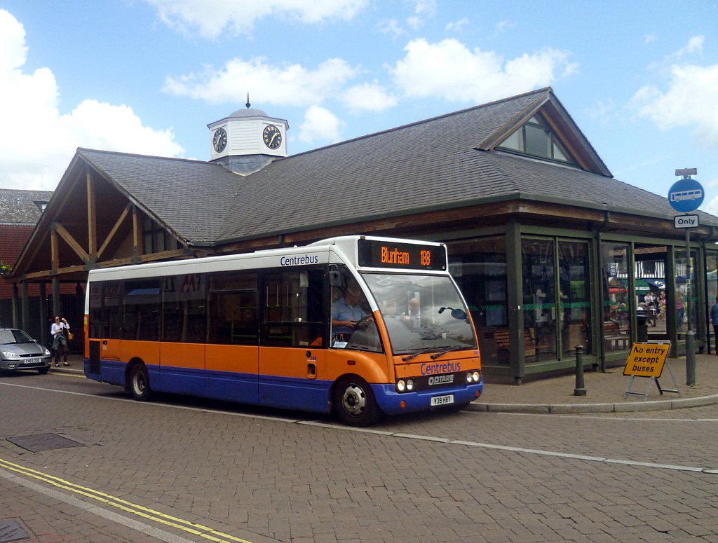 Centrebus Optare Solo Y39HBT at Biggleswade Bus Station on… Flickr