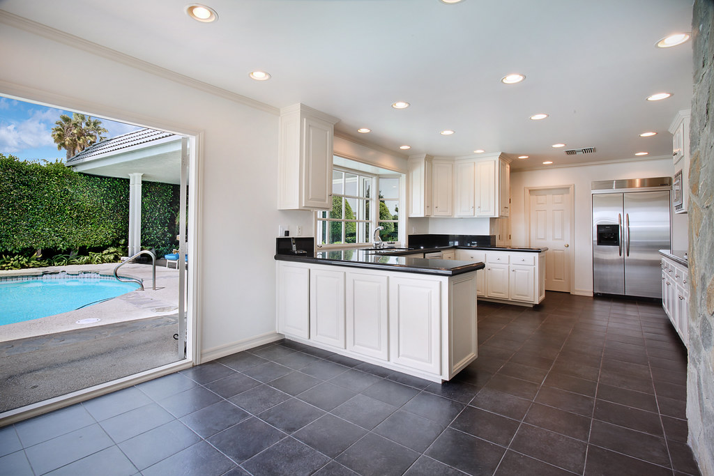 1330Galaxy01Kit 1330 Galaxy, Newport Beach Jeri Koegel Flickr