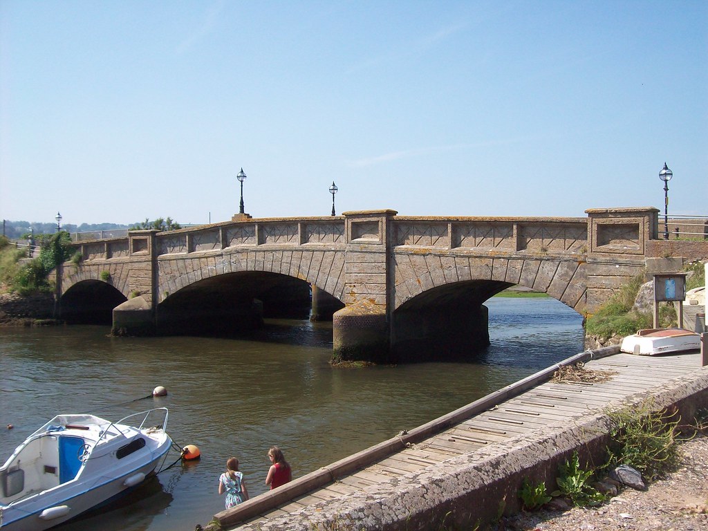Axe bridge, Seaton, Devon The bridge over the River Axe, b… Flickr