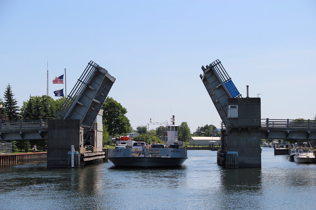 Cheboyan Bascule Bridge (Cheboygan, Michigan) 1940 Bascule… Flickr