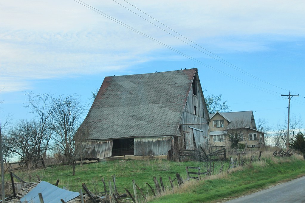 IMG_0379 Old Barn. Lamoni, Iowa Melissa Johnson Flickr