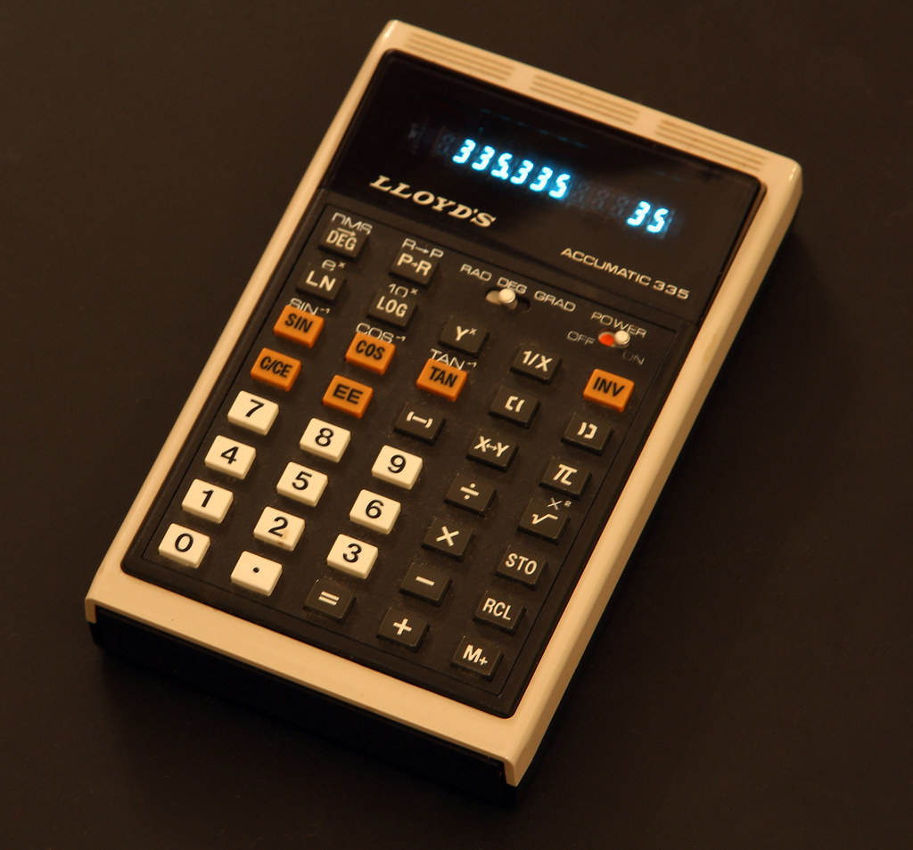 Lloyd's Accumatic 335 'Advanced Slide Rule' Lloyd's Accuma… Flickr