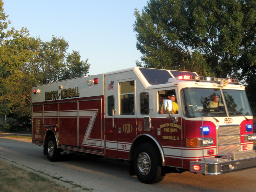 IL BristolKendall Fire Department Unit 175 at North Aur… Flickr