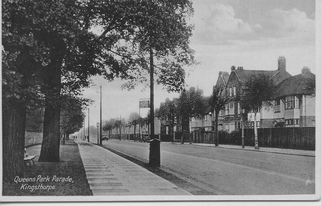Postcrd Queens Park Parade, Kingsthorpe, Northampton. Flickr