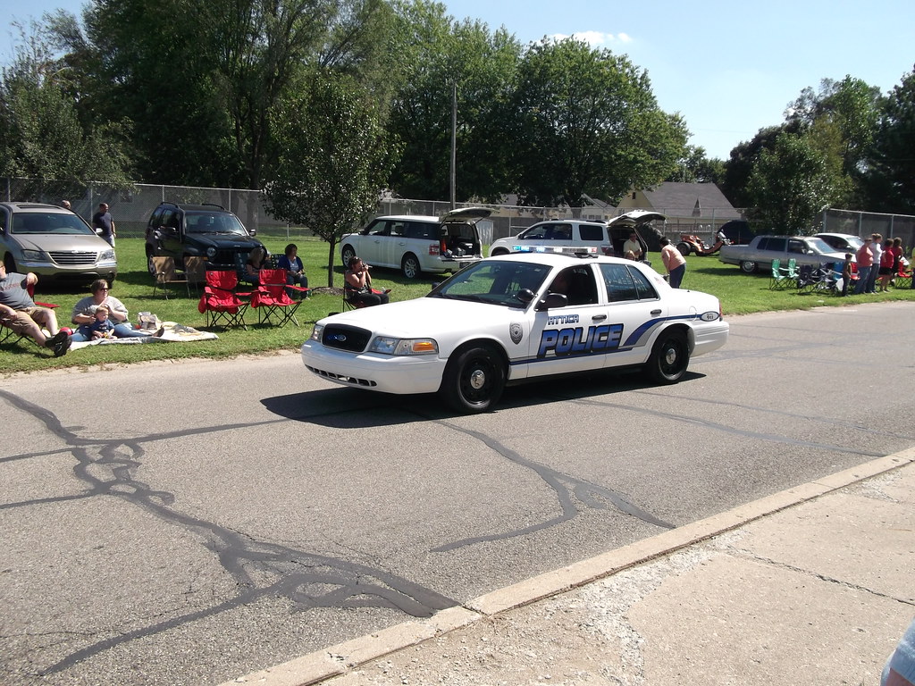 Ford Crown Victoria, Attica, Indiana Police Dept. a photo on Flickriver