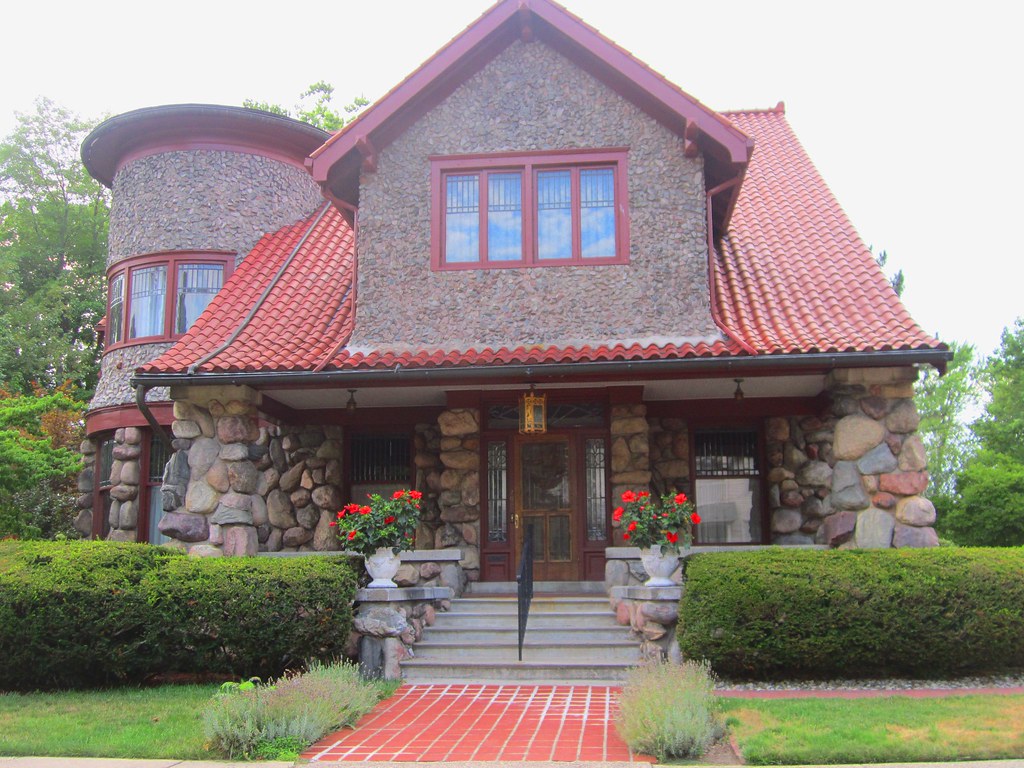 Eaton Rapids Home This house is next door to my grand daug… Flickr