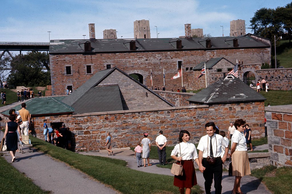 Fort de l'île SainteHélène, juin 1966 VM94AD35003 Archives de la