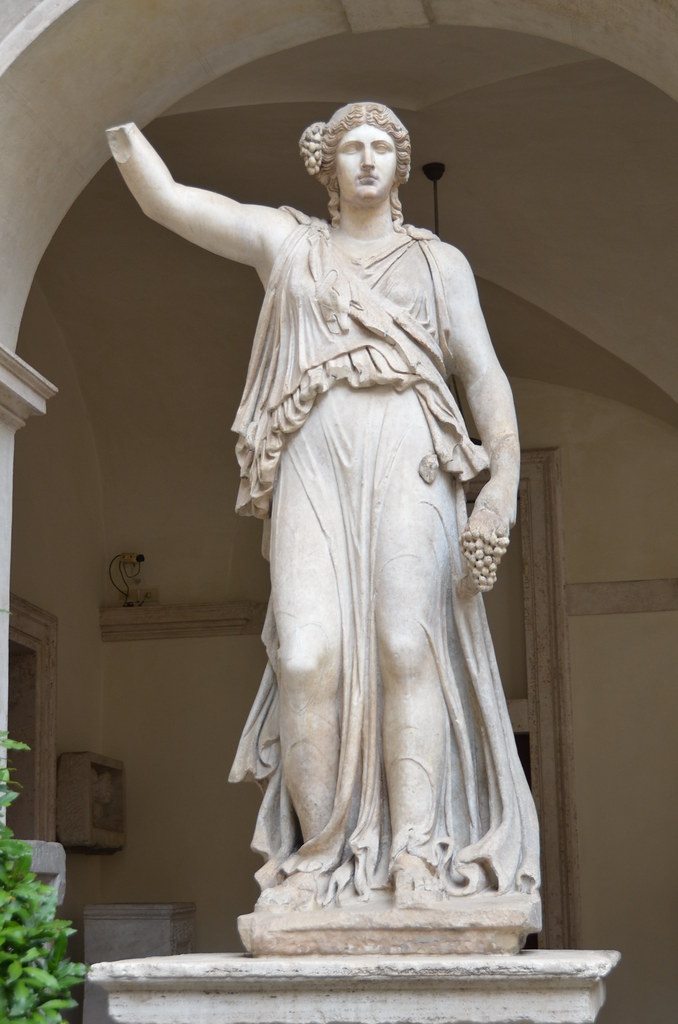 Roman statue in courtyard of Palazzo Altemps (3) Richard Mortel Flickr
