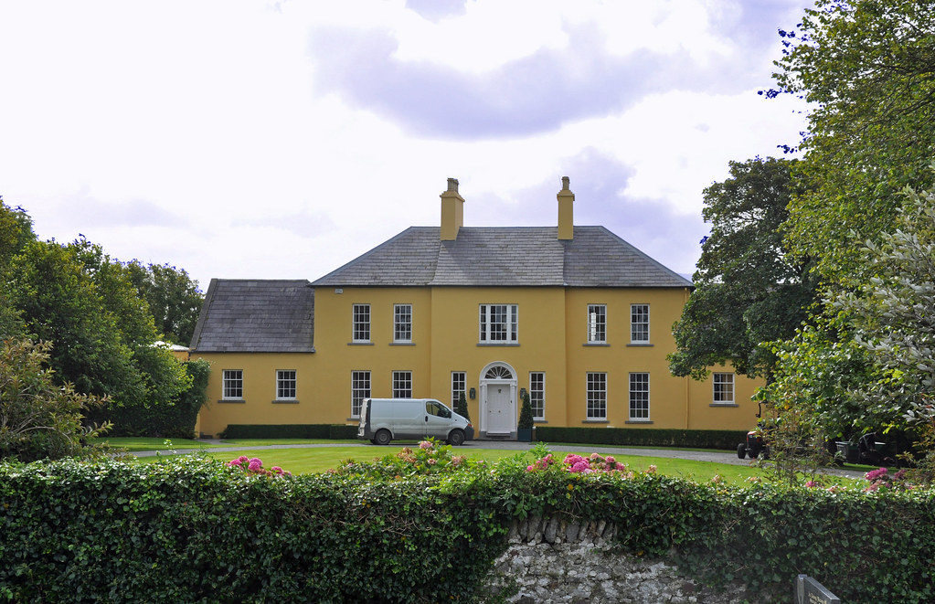 CHURCHILL HOUSE The mid18th century house was built by th… Flickr