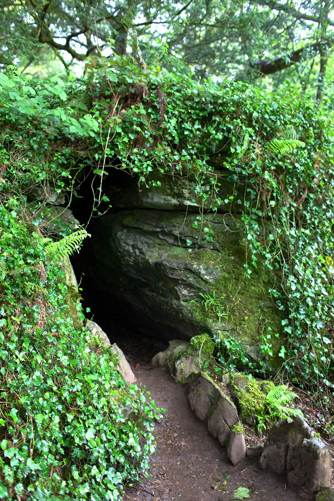 The Witch's Cave The Park, Blarney Castle, Blarney, Irelan… William