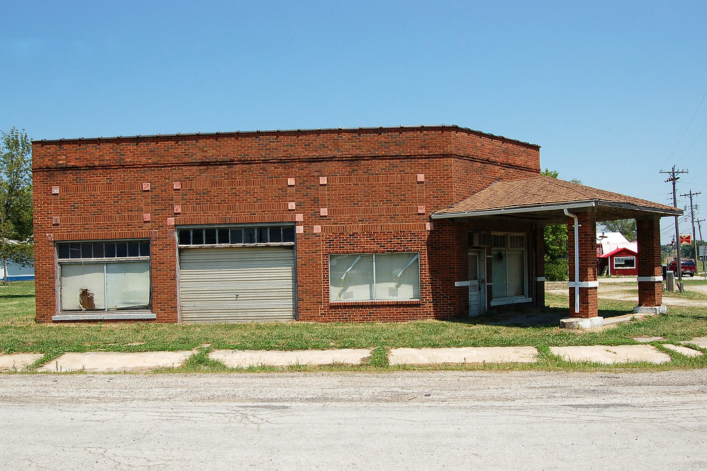 Missouri, Browning (9,342) Earl C. Leatherberry Flickr