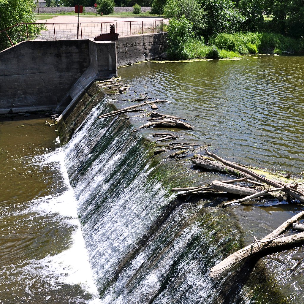 Lac qui Parle River dam The dam on the Lac qui Parle River… Flickr