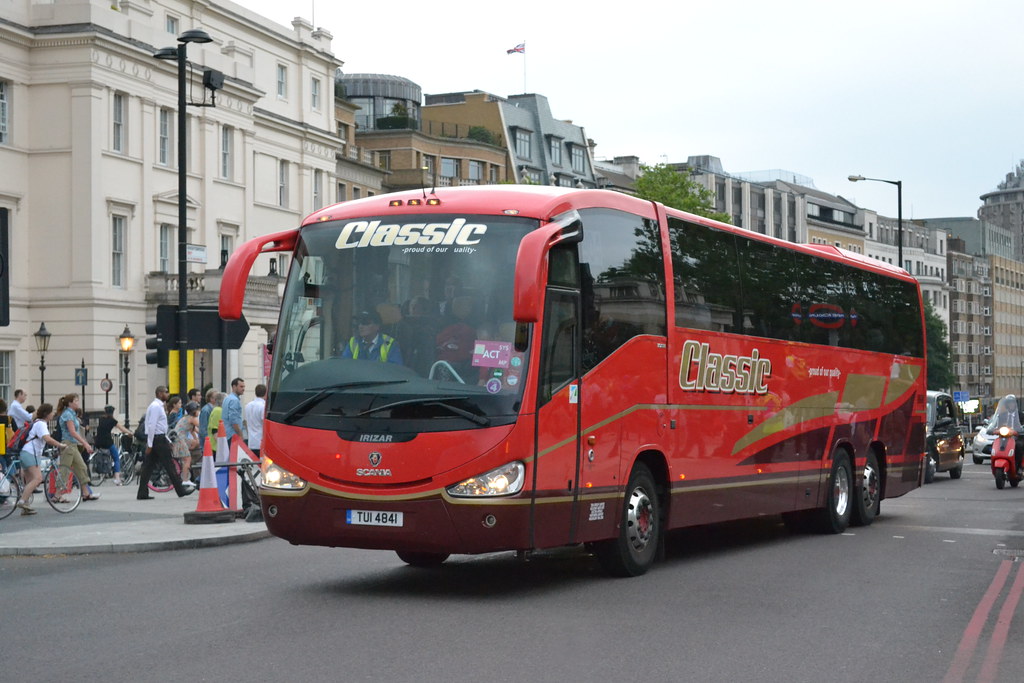 Arriva Classic Coaches TUI4841 Seen at Hyde Park Corner Flickr