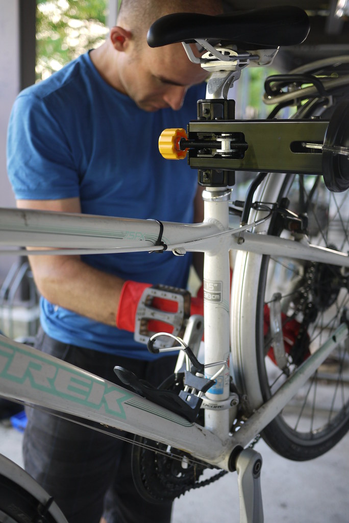 Splashed out and got a bike work stand (Minoura RS5000) Flickr