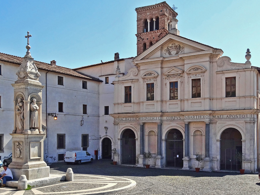 Basilica di S. Bartolomeo all'Isola The Basilica di S. Bar… Flickr