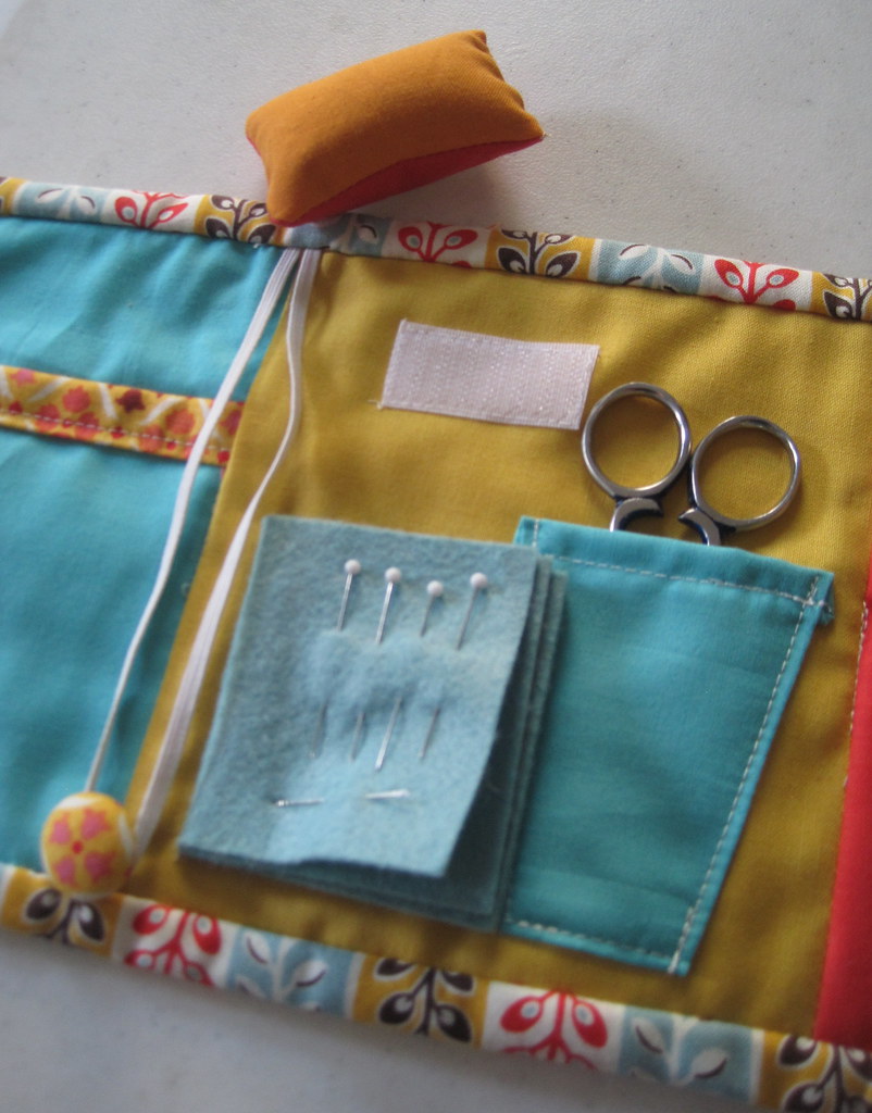 Hand Sewing Kit 2 My favorite parts are the fabric covered… Flickr