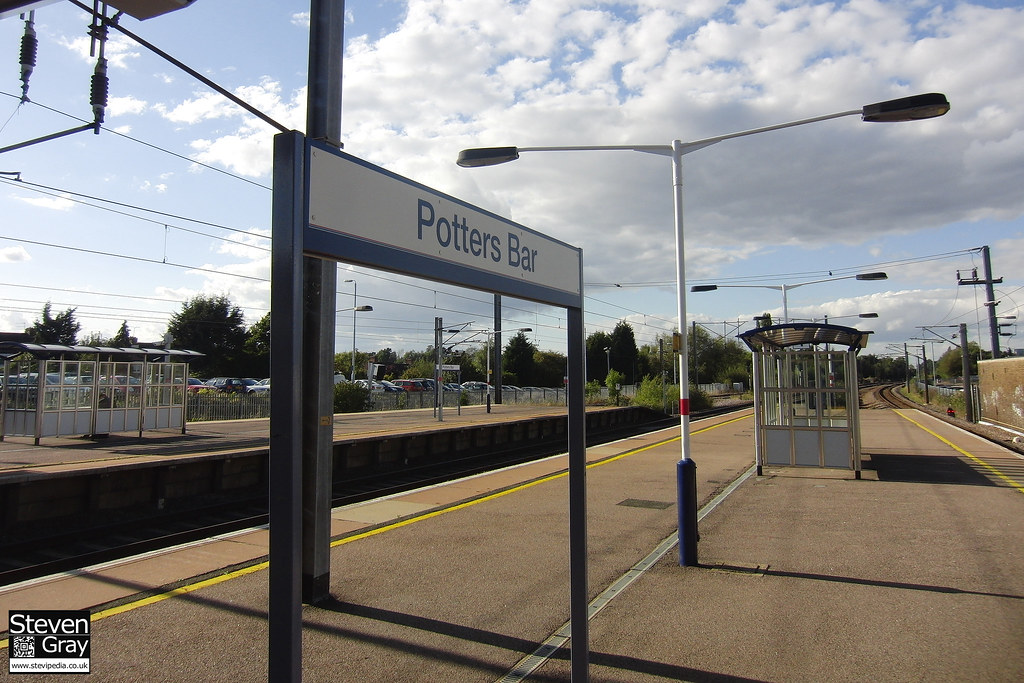 Potters Bar Station 120919 Steven Gray CIMG2027 Flickr