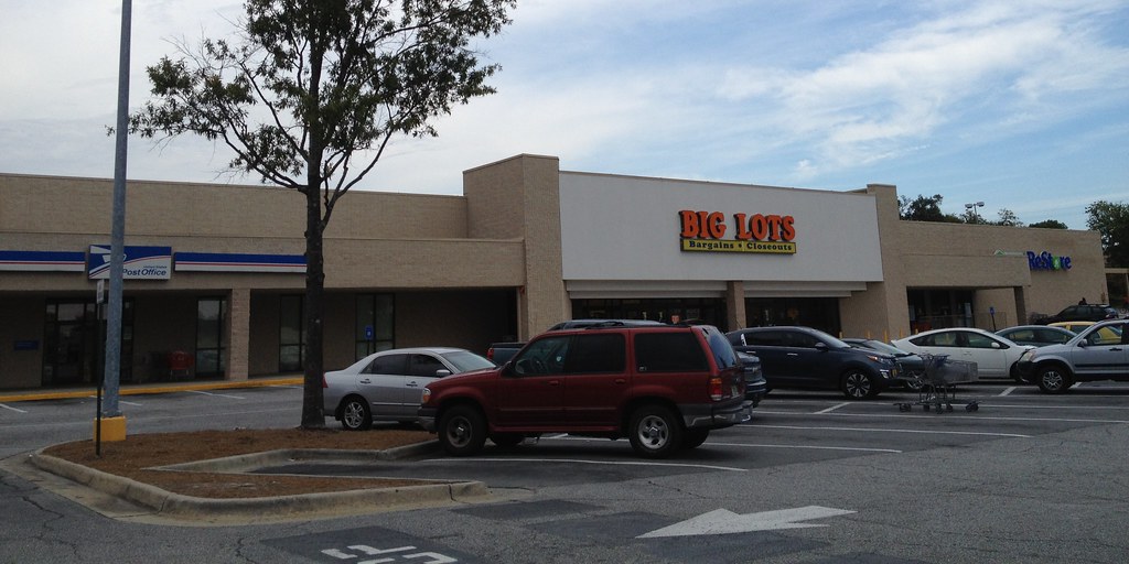 WalMart Victory Drive Savannah, GA 1 Mike Kalasnik Flickr