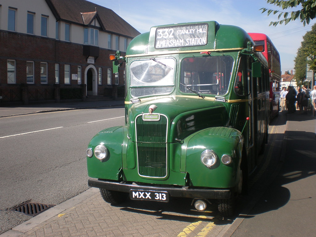 GS13 GS13, parked up at Amersham Tesco's, near to the loca… Flickr