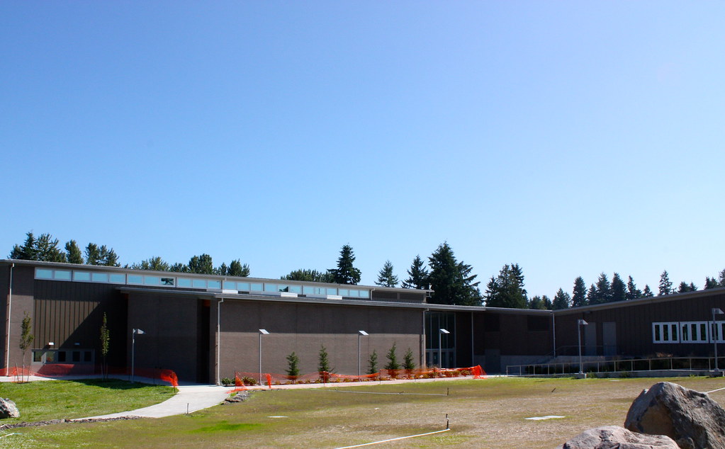 Finn Hill Jr. High School, Kirkland WA Premier SIPS Help C… Flickr