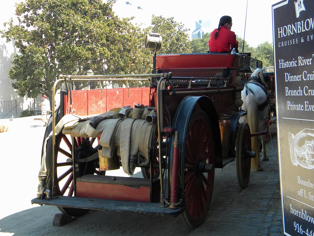 Fire Dept Horse Drawn Fire Egine No. 3 3 Flickr