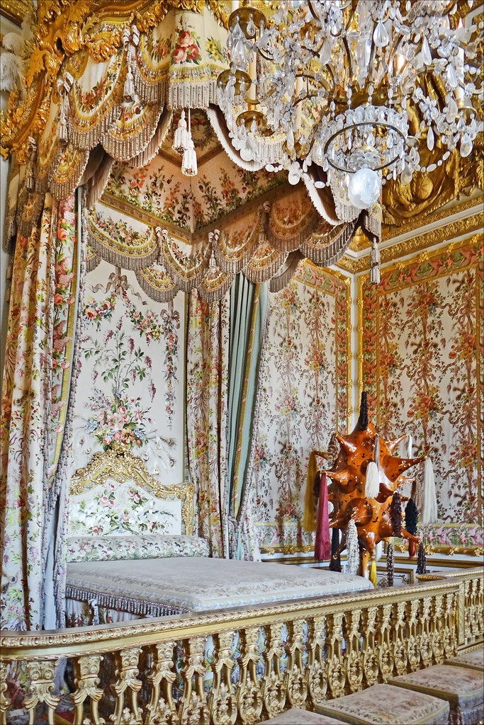 La Chambre de la Reine et l'art contemporain (Versailles) Flickr