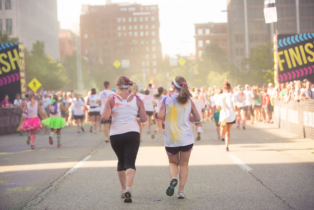 Finishing Strong The Color Run Grand Rapids Ian Anderson GR Flickr