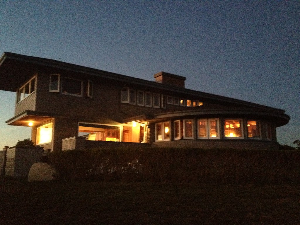 Airplane House Woods Hole, MA Hilary Mason Flickr