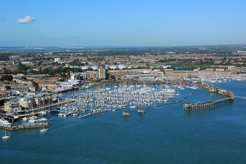 Portsmouth 19-09-2012 | Spinnaker Tower Soaring 170 metres a… | Flickr