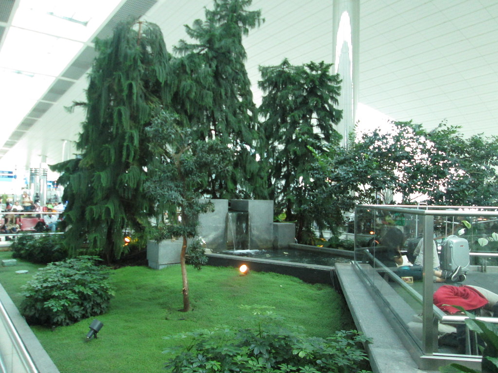 Dubai airport garden Ryan Bigg Flickr