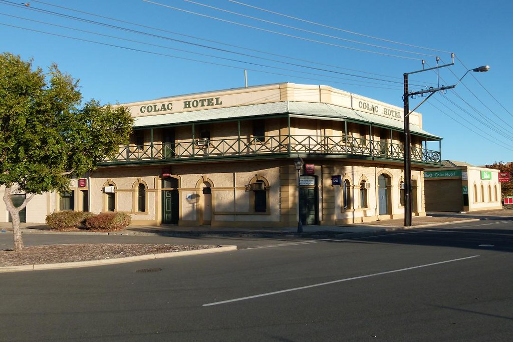 Colac Hotel (1881) 1 Santo Parade, Port Adelaide. PhotoChronologyOfSouthAustralia Flickr
