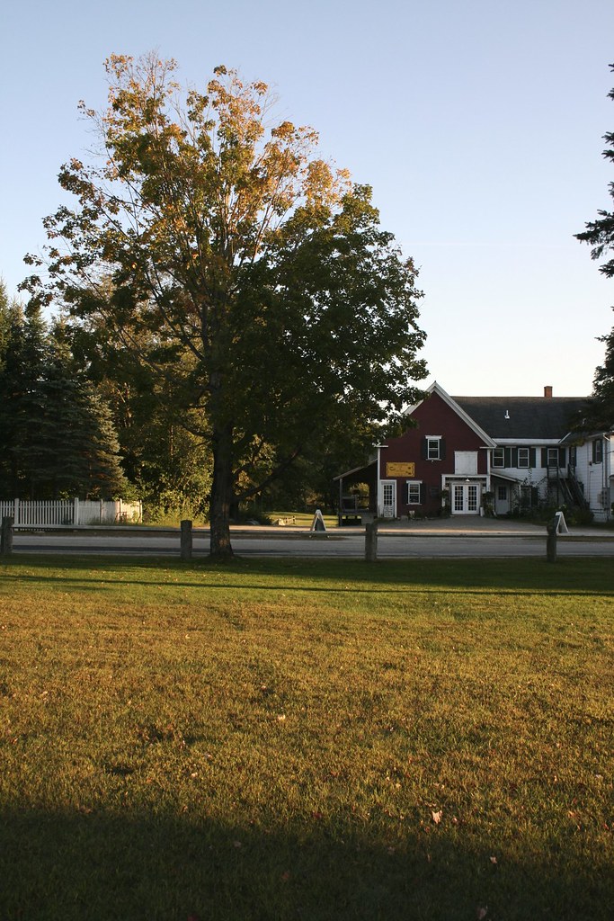 Rumney, New Hampshire 25 Helen Cassidy Flickr