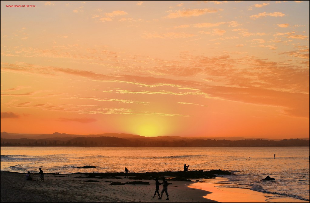 TWEED HEADS SUNSET 31.08.2012 Wasn't a bad afternoon at Tw… Flickr