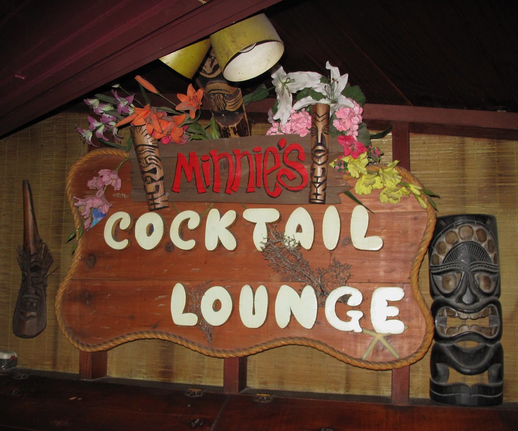 Minnie's Cocktail Lounge Sign Modesto 107 McHenry Ave Mode… Flickr