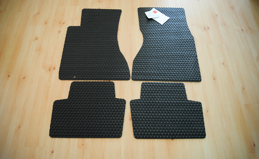 Lloyd Rubbertite Custom Floor Mats Overall My generic Mi… Flickr