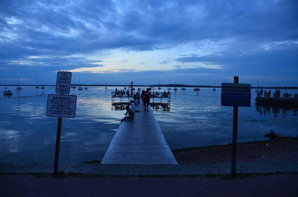 Mendota dusk 11 Dusk over Lake Mendota from The Terrace, U… Flickr