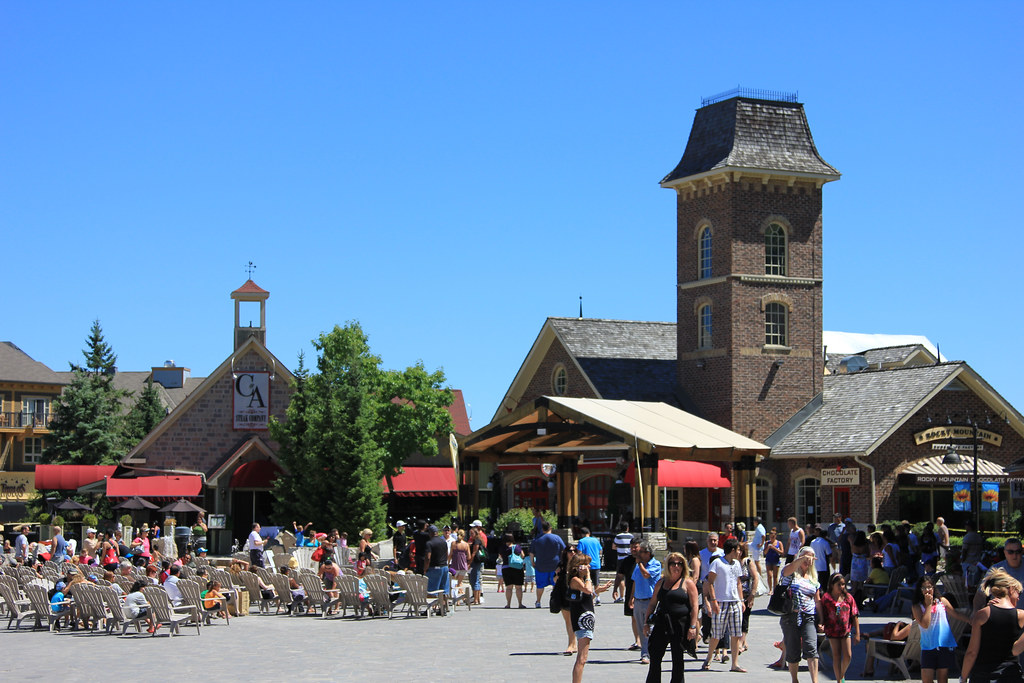 Blue Mountain Village Jeffrey Lei Flickr