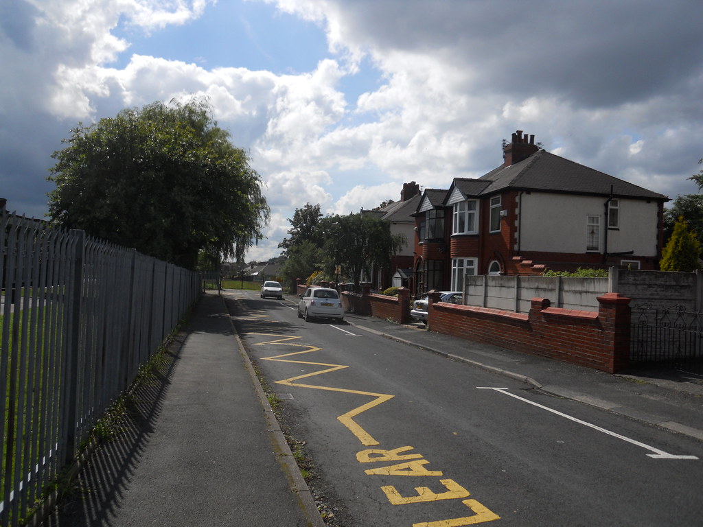 Clarendon Road, Fairfield Taken from outside St Anne's RC … Flickr