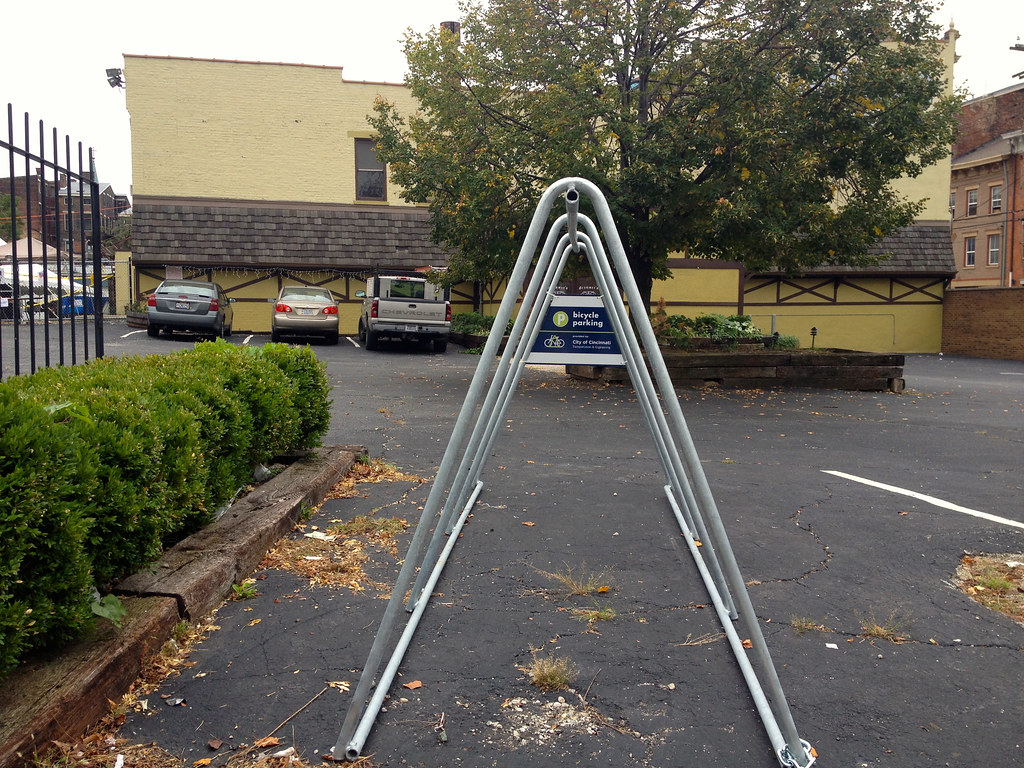 MPMF Bike Racks Cincinnati installed temporary bike racks … Flickr