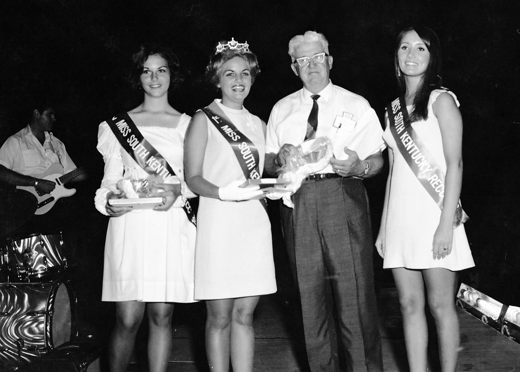 So. KY. RECC RECC, 7/3/1969, Brenda Gail second fr… Flickr