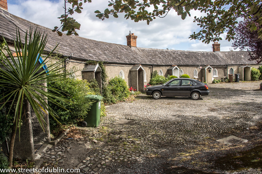 ‘DohRayMee’ cottages in Raheny ‘DohRayMee’ cottages in… Flickr