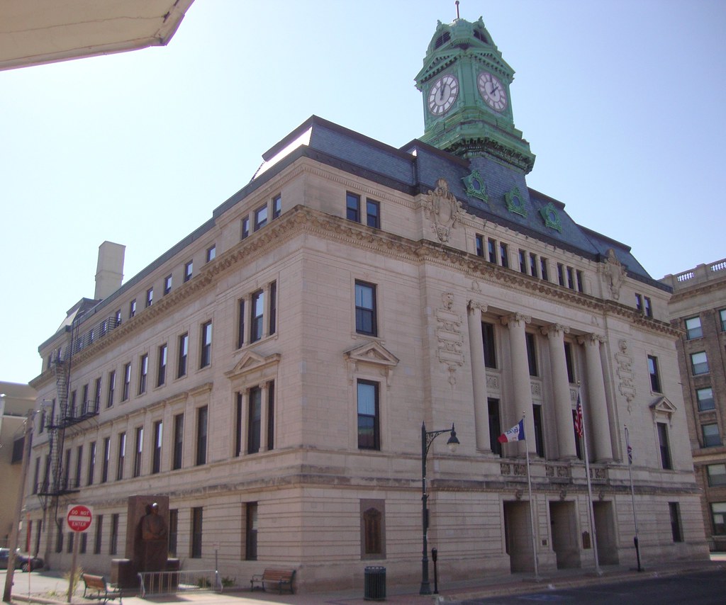 ster County Courthouse (Fort Dodge, Iowa) Henry C. Koch… Flickr