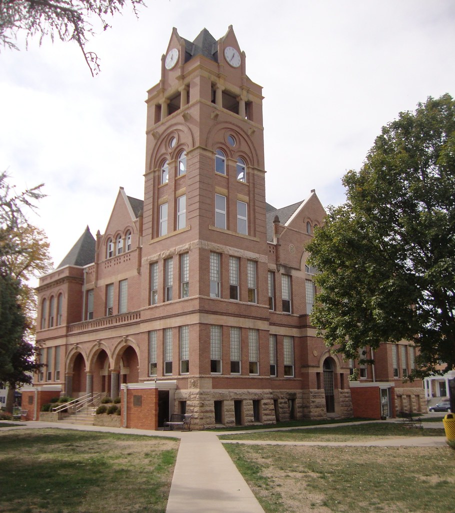 Winnebago County Courthouse (Forest City, Iowa) The lovely… Flickr